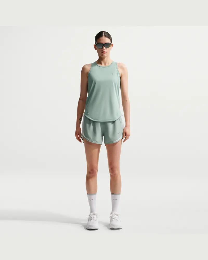 Nike Tempo Dri-Fit Laufshorts mit Innenslip und mittelhohem Bund (Damen) - Grün Grün