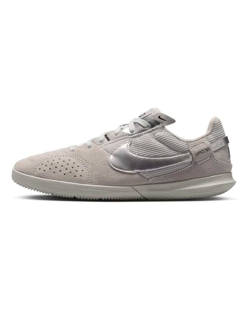 Nike Jr. Streetgato Low-Top-Fußballschuh für jüngere/ältere Kinder - Grau Grau