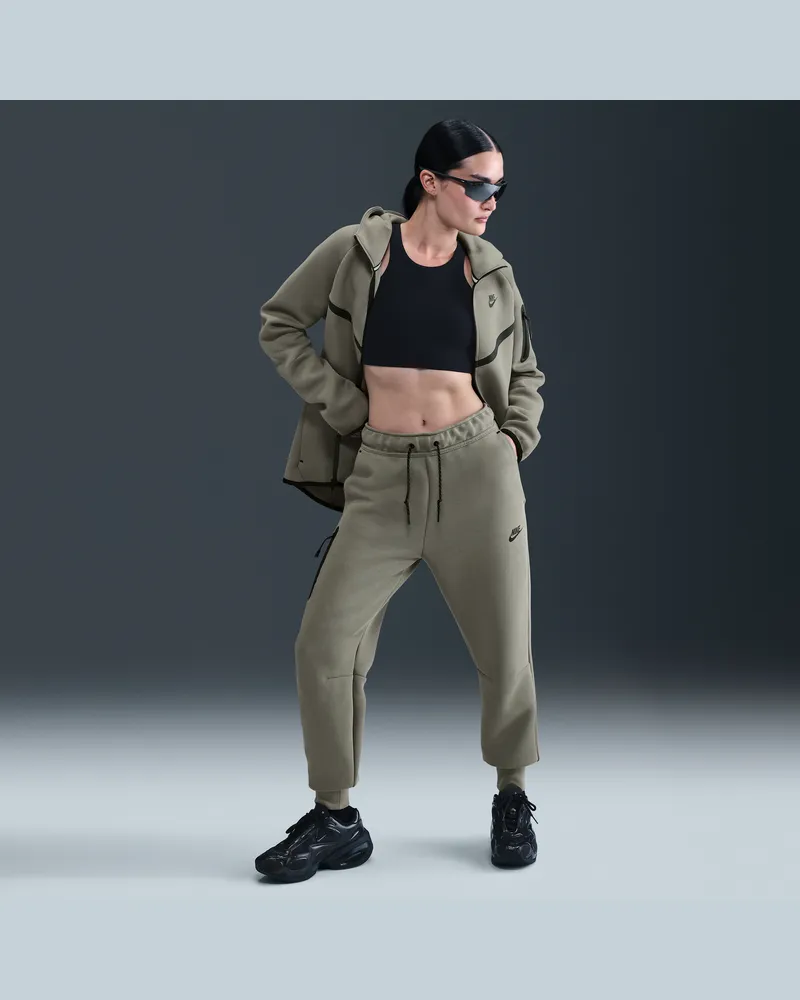 Nike Sportswear Tech Fleece Jogginghose mit mittelhohem Bund für Damen - Grün Grün