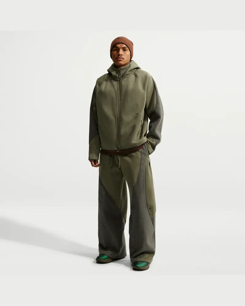Nike Tech Boreas lockere Therma-FIT Hose mit offenem Saum (Herren) - Grün Grün