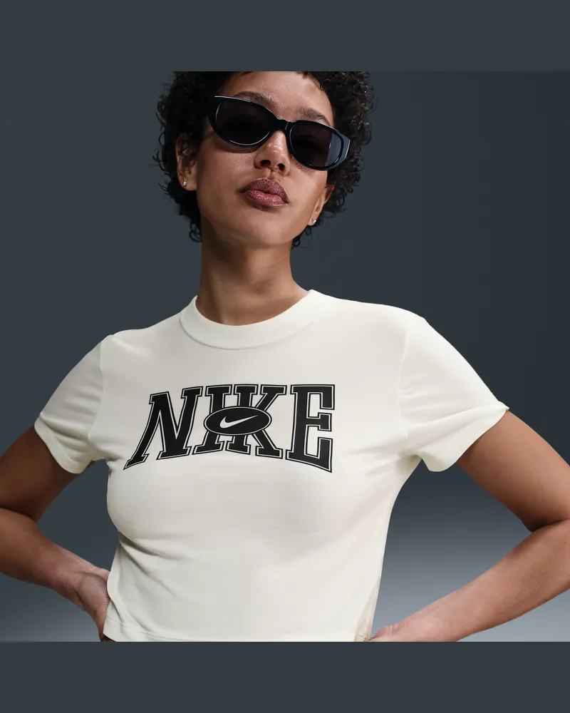 Nike Sportswear Kurz-T-Shirt mit schmaler Passform für Damen - Weiß Weiß