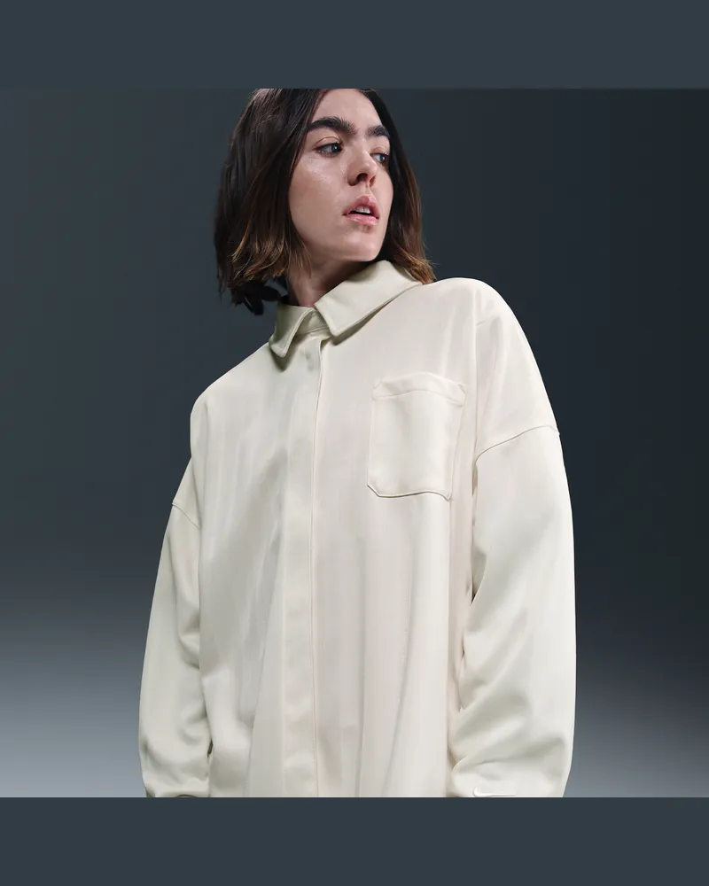 Nike Sportswear gestreiftes Oversize-Jacquard-Shirt mit Button-down-Design (Damen) - Braun Braun