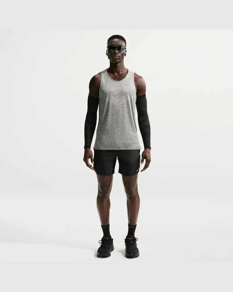 Nike Stride Dri-FIT-Laufshorts mit Futter für Herren (ca. 18 cm) - Schwarz Schwarz