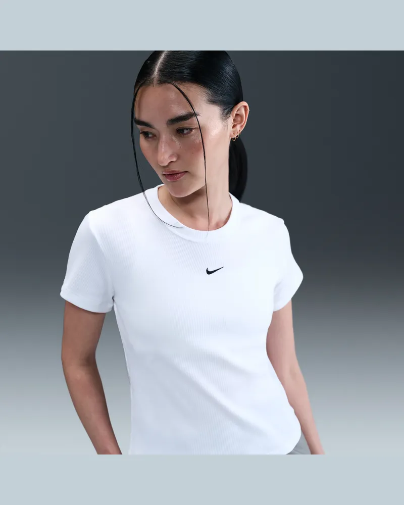 Nike Sportswear Geripptes Kurzarm-T-Shirt mit enger Passform (Damen) - Weiß Weiß