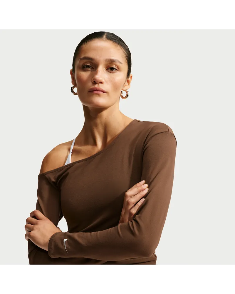 Nike Schulterfreies Longsleeve mit enger Passform von  (Damen) - Braun Braun
