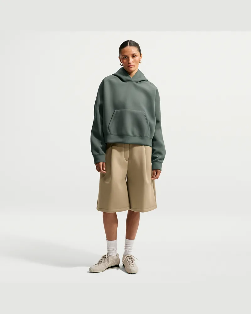 Nike Pregame Fleece Oversize-Shorts mit mittelhohem Bund (Damen) - Braun Braun