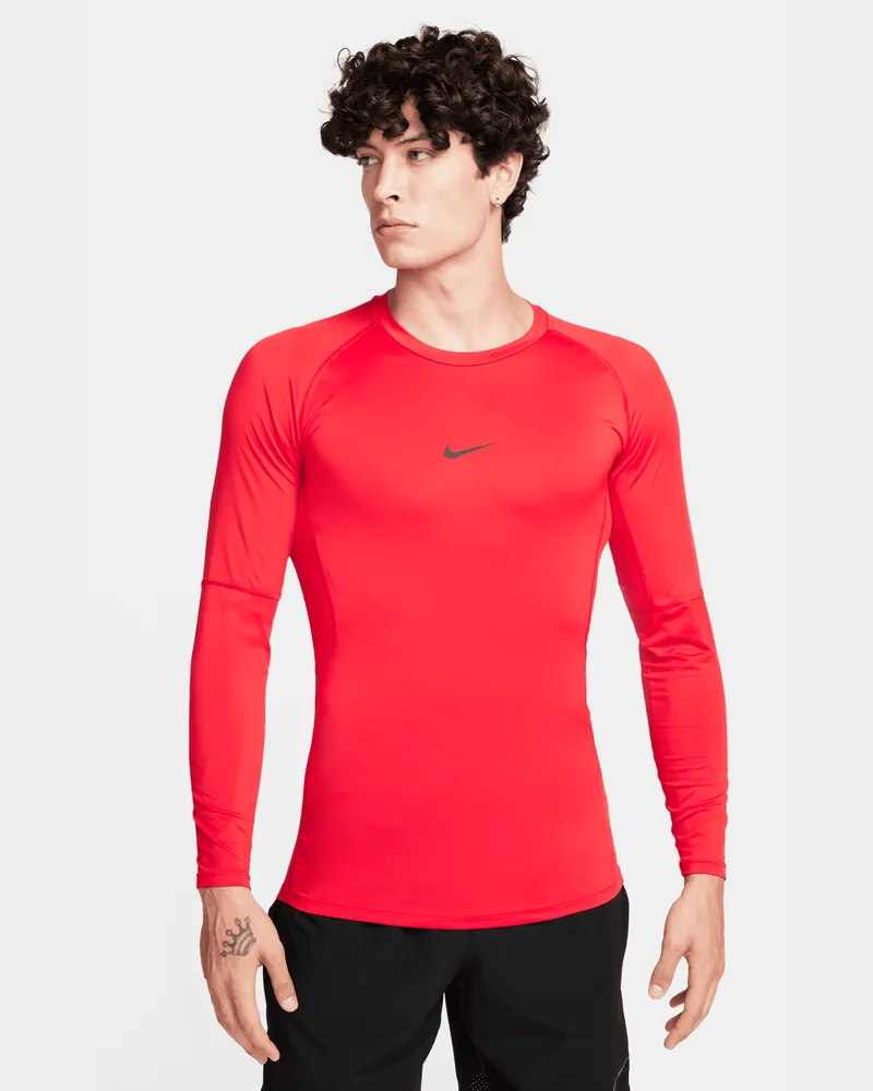 Nike Pro Men's Dri-FIT Dri-FIT Fitness-Longsleeve mit enger Passform für Herren - Rot Rot