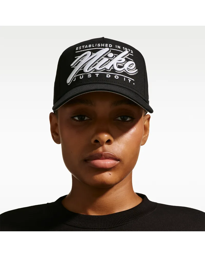Nike Rise strukturierte Cap in A-Form - Schwarz Schwarz