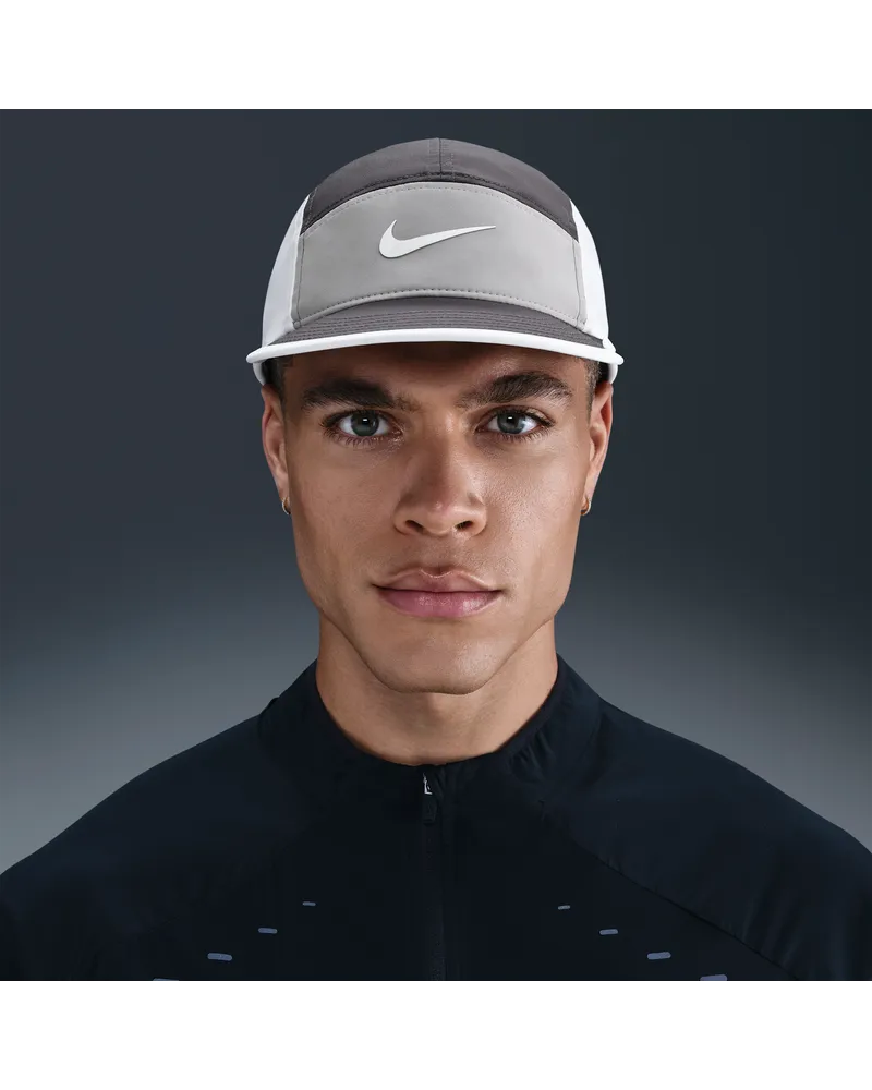 Nike Fly Dri-FIT unstrukturierte Swoosh-Cap - Braun Braun