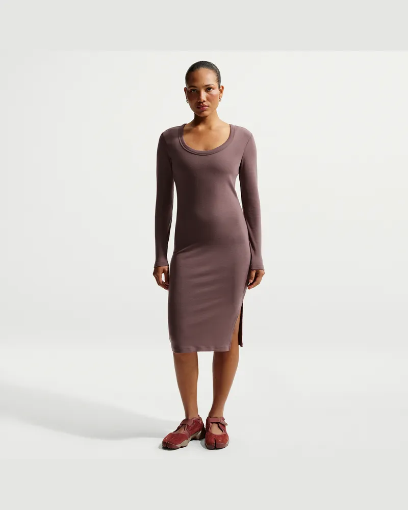 Nike Chill Knit Midi-Langarmkleid in Mini-Rib mit enger Passform (Damen) - Lila Lila
