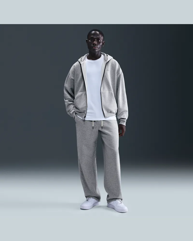 Nike Standard Issue angeraute Therma-FIT-Basketballhose mit offenem Saum (Herren) - Grau Grau