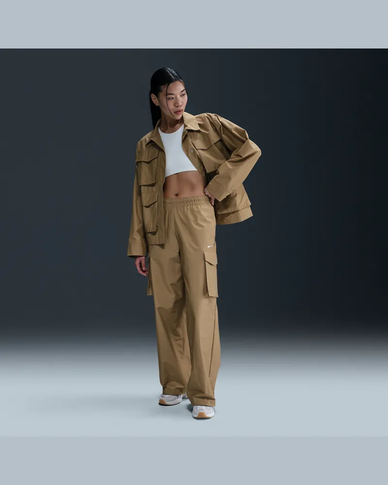 Nike Sportswear Everything Wovens Cargohose mit mittelhohem Bund (Damen) - Braun Braun