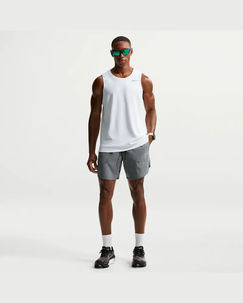Nike Stride Dri-FIT-Laufshorts mit Futter für Herren (ca. 18 cm) - Grau Grau