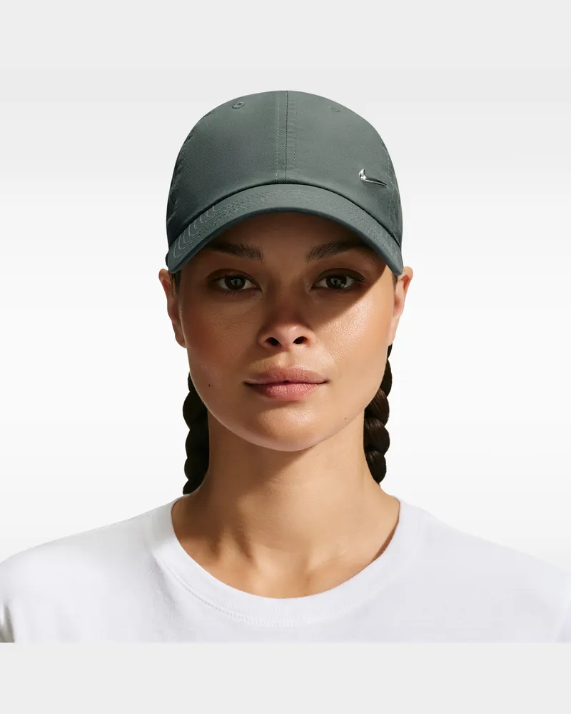 Nike Dri-FIT Club unstrukturierte Metall-Swoosh-Cap - Grün Grün