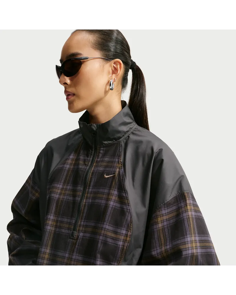 Nike Oversize-Flanell-Anorak mit Karomuster (Damen) - Schwarz Schwarz