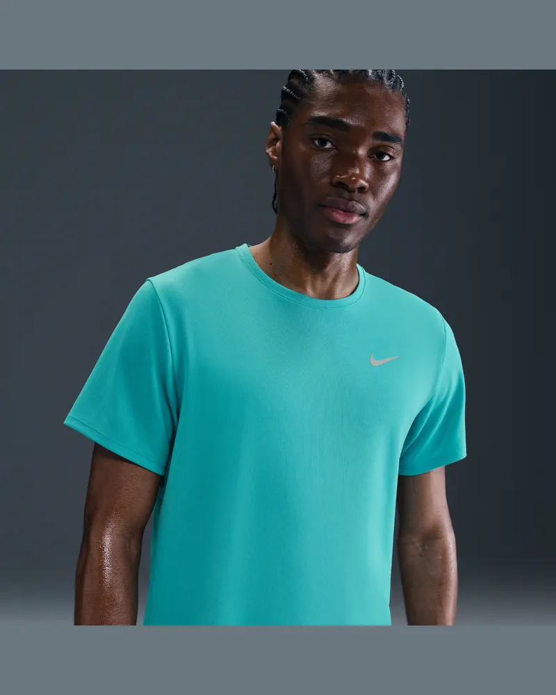 Nike Miler Nike Dri-FIT UV Kurzarm-Laufoberteil für Herren - Grün Grün