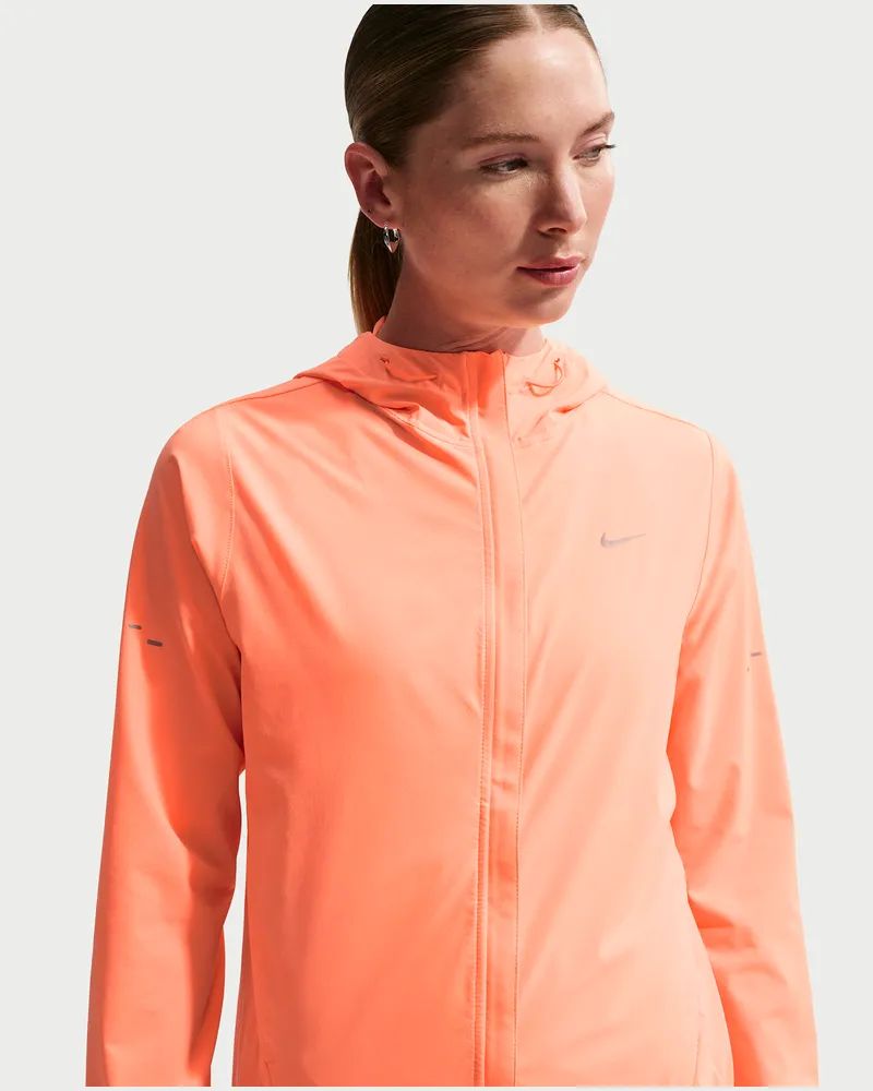 Nike Swift verstaubare Repel-Laufjacke (Damen) - Orange Orange