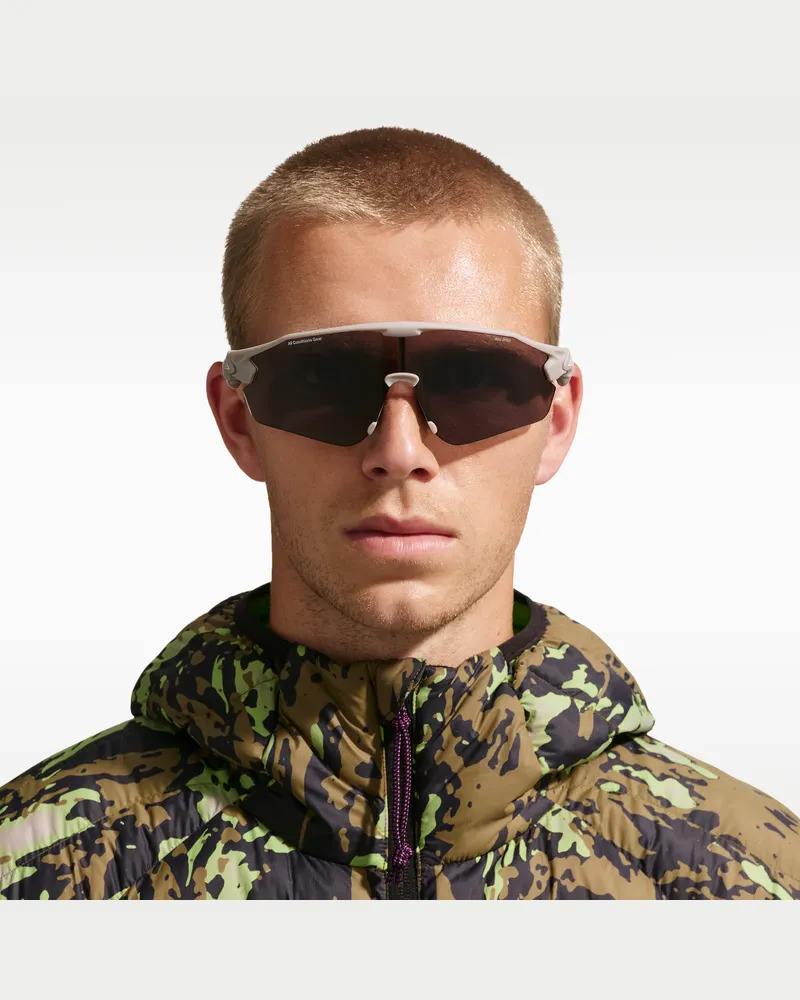 Nike ACG Vista Peak Sonnenbrille - Grau Grau