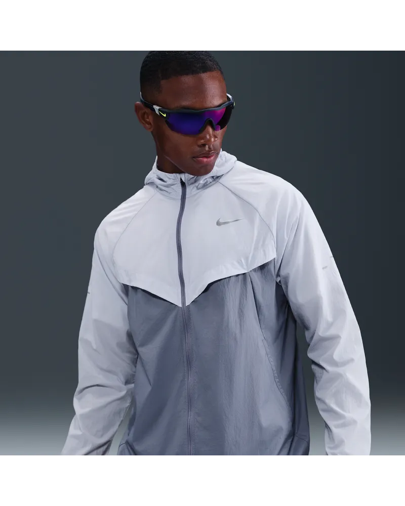 Nike Stride Repel-Laufjacke mit UV-Schutz (Herren) - Grau Grau
