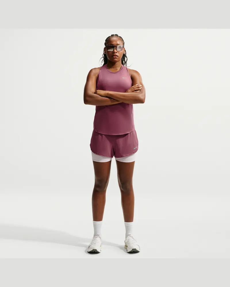Nike Flow Dri-FIT 2-in-1-Laufshorts aus Mesh (Damen) - Rot Rot