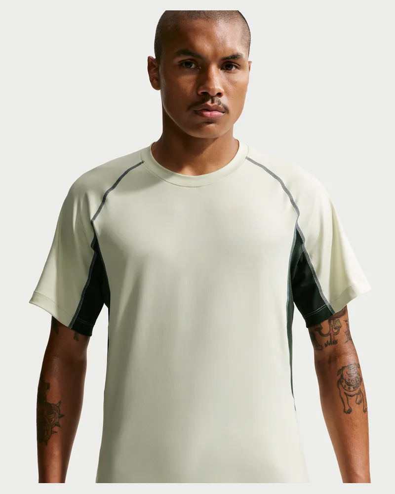 Nike ACG „Wildsee“ Dri-FIT-Funktionsoberteil mit kurzen Ärmeln für Herren - Grün Grün