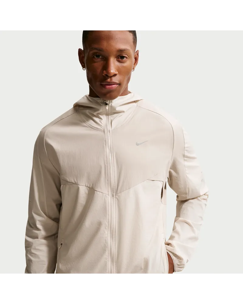 Nike Stride Plus Repel-Laufjacke (Herren) - Braun Braun