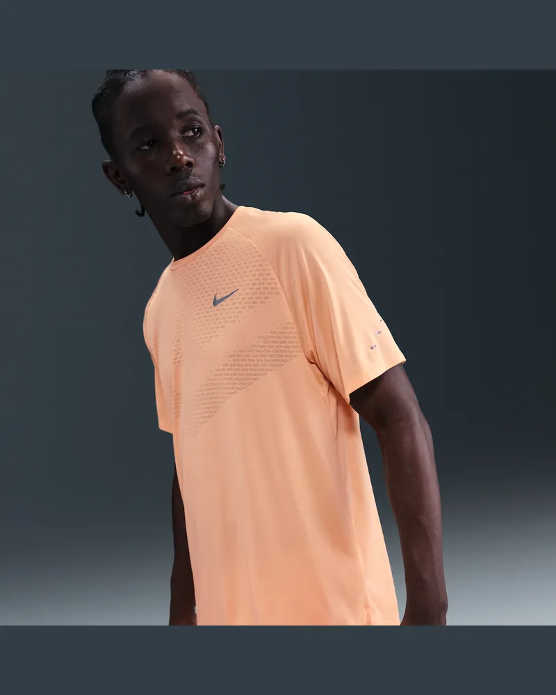 Nike Stride Dri-FIT ADV Kurzarm-Laufoberteil (Herren) - Orange Orange