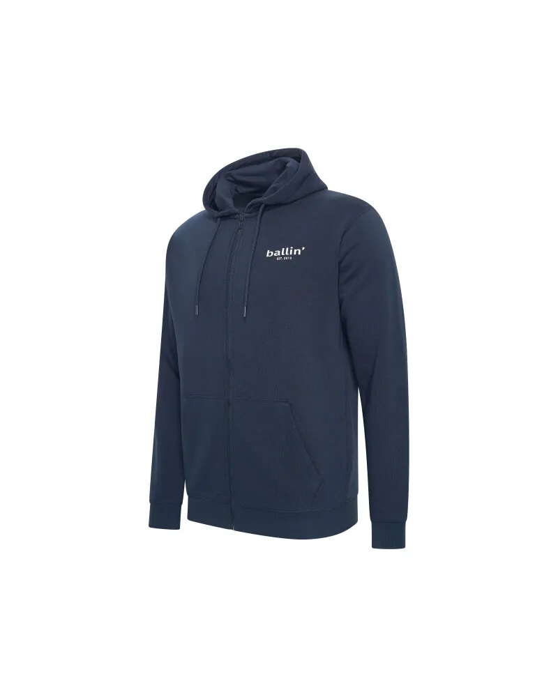 Ballin Herren Kapuze mit Reißverschluss von der Marke  Est. 2013. Die Kapuzenpullover mit Reißverschluss von Ballin Est. 2013 bestehen aus 80% Bio-Baumwolle und 20% recyceltem Polyester und haben eine normale Passform. Die weiche Baumwolle und das Polyester sorgen für einen hohen Tragekomfort.  Modellbezeichnung: ZiphoodKategorie: Herren ZiphoodMaterialien: Baumwolle und PolyesterFarbe: blau Blau