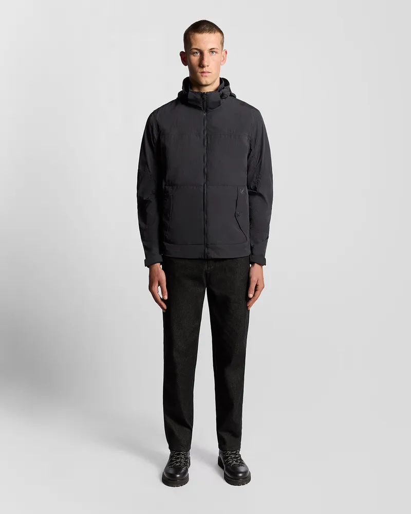 Lyle & Scott Stow Away Jacke in Schwarz Schwarz