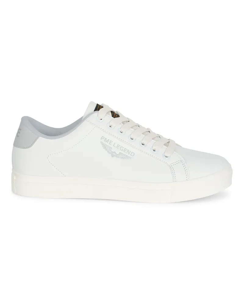 PME Legend Turnschuhe für ihn. Die Turnschuhe sind aus hochwertigem Kunstleder und Textil gefertigt. Der Turnschuh hat eine herausnehmbare EVA-Einlegesohle, die für eine angenehme Dämpfung sorgt.  Marke: PME LegendModellname: AeriusKategorie: Herren-SneakerMaterialien: Kunstleder/TextilFarbe: weiß Weiß