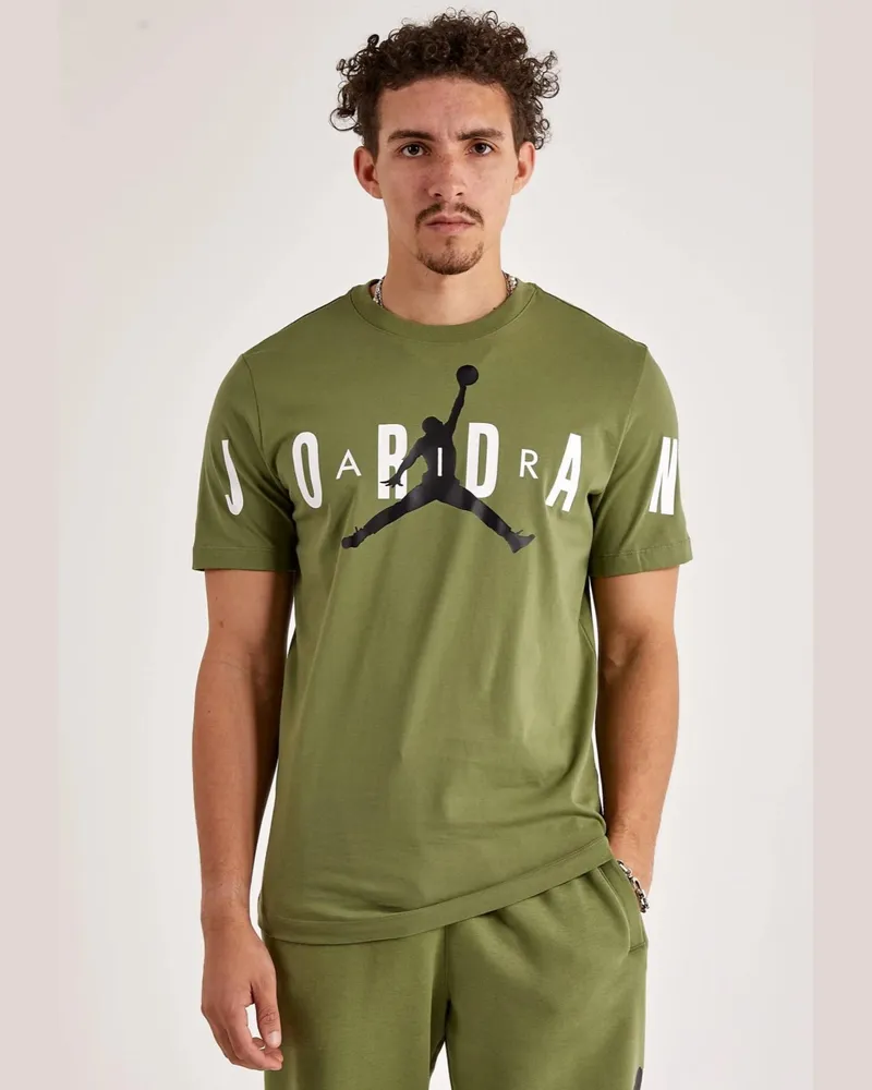 Nike Air Jordan Stretch-T-Shirt in Olive Oliv