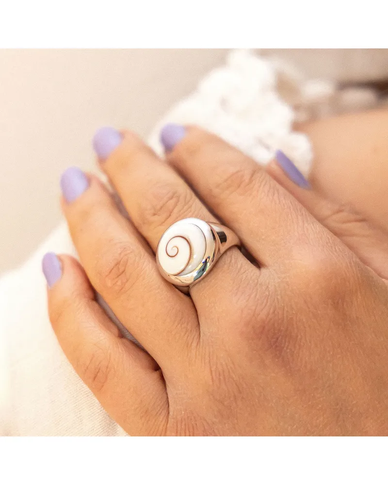 ZEEme Ring aus 925er Silber, rhodiniert, mit weißer Muschel - Silber Silber