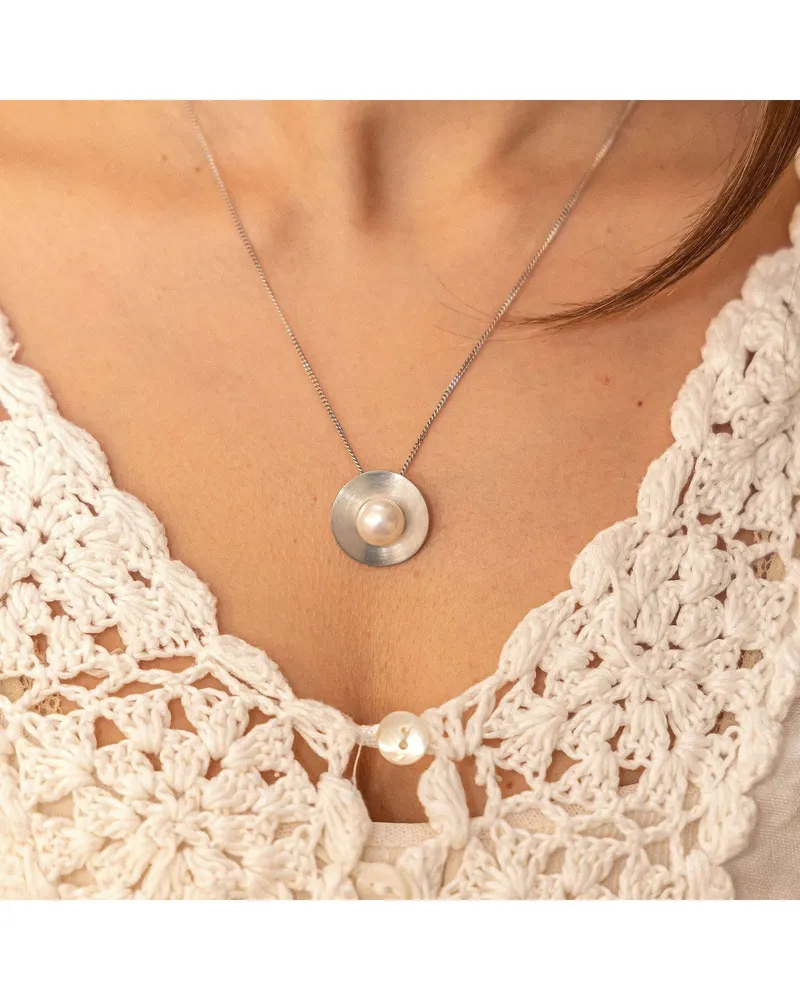 ZEEme Halskette aus 925er Silber, rhodiniert, mit weißer Perle 10 mm - Silber Silber