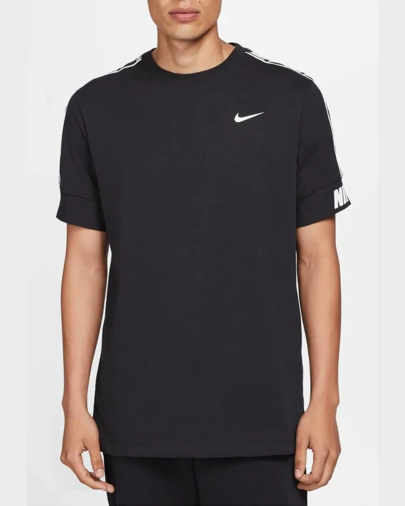 Nike Herren Repeat T Shirt in Schwarz / Weiß Schwarz