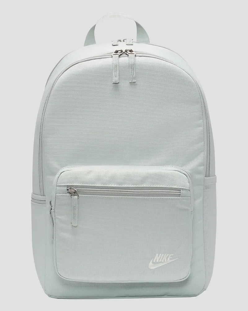 Nike Heritage Eugene 23L Rucksack light silver Grau