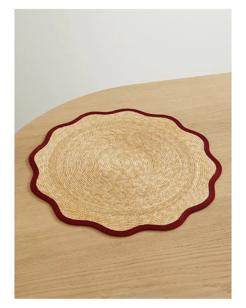 La DoubleJ Cloud Set Aus Zwei Platzsets Aus Stroh Mit Ripsbandbesatz - Burgunder Burgunder