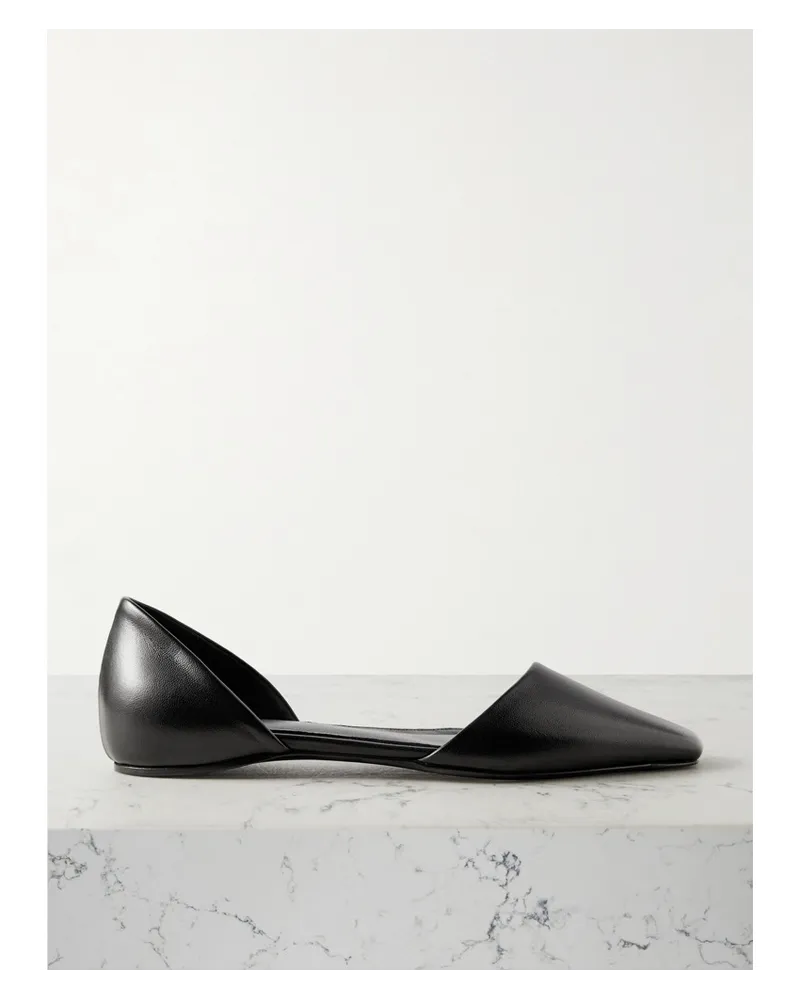 Totême Net Sustain The Asymmetric D'orsay Flache Schuhe aus Leder Schwarz
