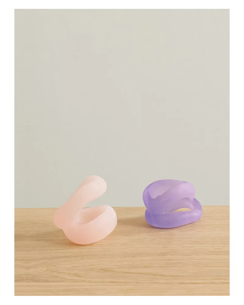 Completedworks Set Aus Zwei Serviettenringen Aus Harz - Lila Lila