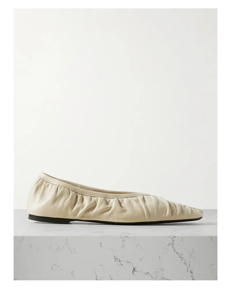 Totême The Gathered Ballerinas Aus Leder - Wollweiß Wollweiß