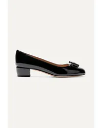 Ferragamo Vara Pumps aus Lackleder mit Schleife Schwarz