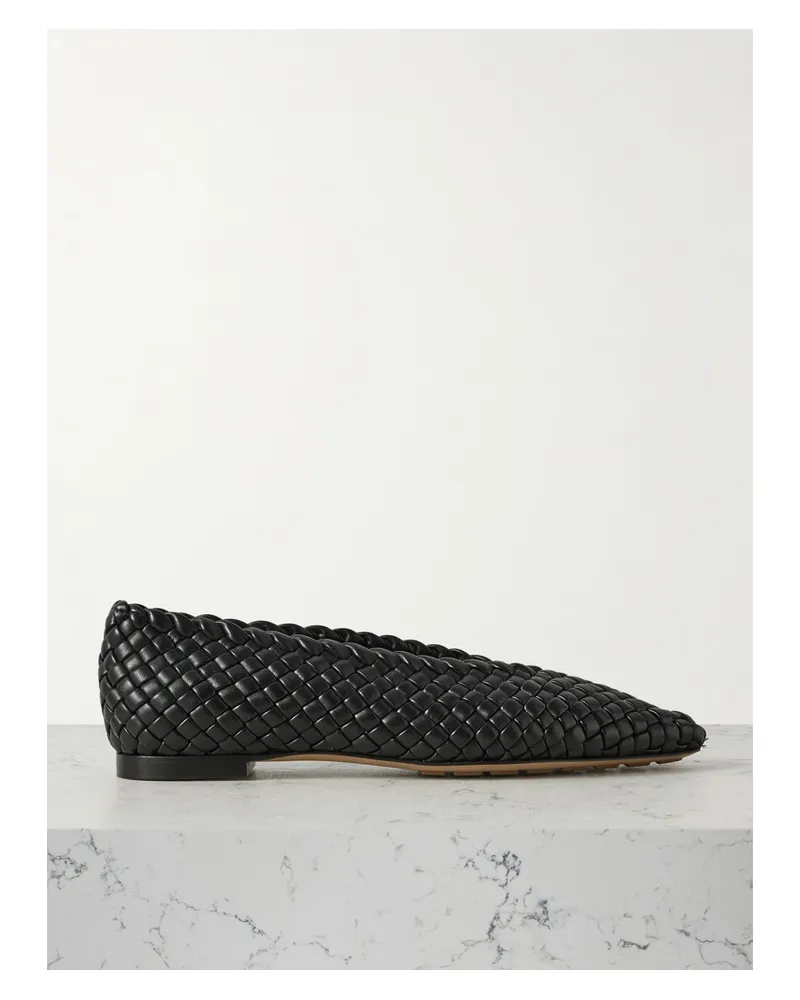 Bottega Veneta Sofia Intrecciato Leather Point-toe Flat - Black Black