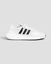 adidas Swift Run 22 Sneakers aus Stretch-Strick Weiß