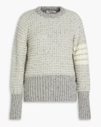 Thom Browne Gestreifter Pullover aus einer Woll-Mohair-Mischung Grau