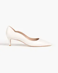 Stuart Weitzman Anny 50 Pumps aus Leder Weiß