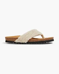 By Malene Birger Kiras Sandalen aus Shearling Weiß