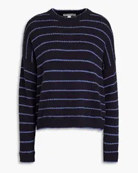 Autumn Cashmere Striped bouclé-knit sweater Blau