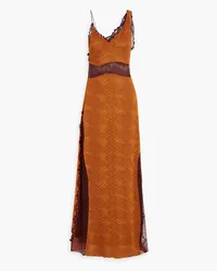 Victoria Beckham Maxikleid aus Cloqué mit Schlangenprint und Spitzeneinsätzen Orange