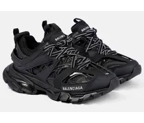 Sneakers Track
