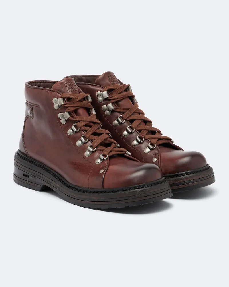 Miu Miu Schnürstiefel aus Leder Braun
