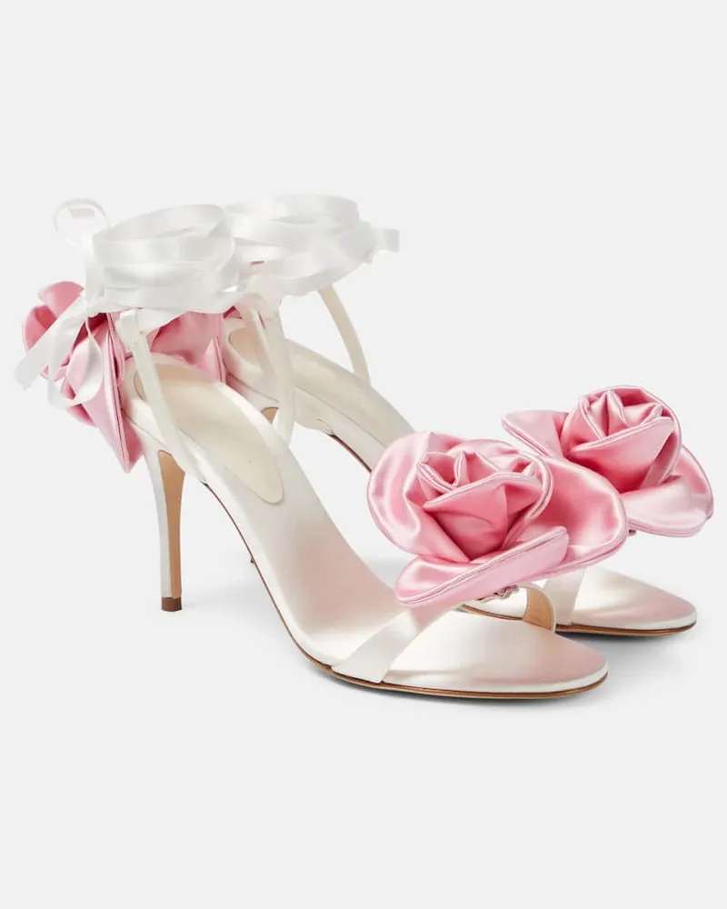 Magda Butrym Verzierte Sandalen aus Satin Weiß